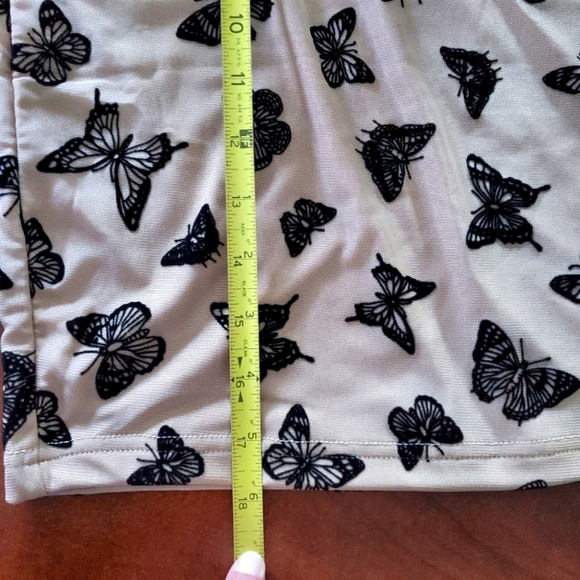 NAA NAA | Body-Con Mini Skirt in Stone sz 4 - Picture 13 of 14